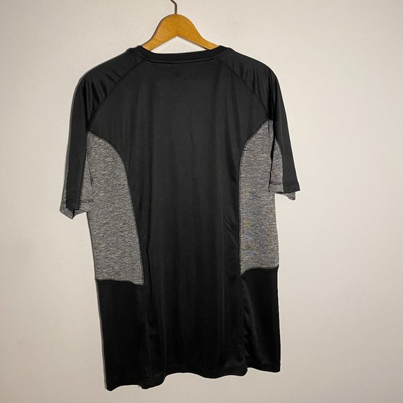 Boston Bruins crewneck NHL T-Shirt Men's Size M - Picture 3 of 8